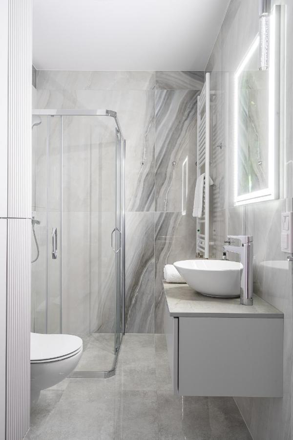 Rentplanet - Nowa Manufaktura Apartment วรอตซวาฟ ภายนอก รูปภาพ